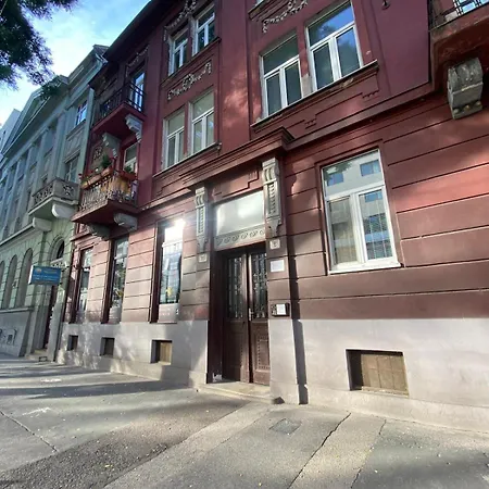 Luxury Next To The Presidental Palace In Center Lägenhet Bratislava