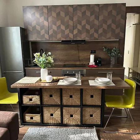 Luxury Next To The Presidental Palace In Center Apartman